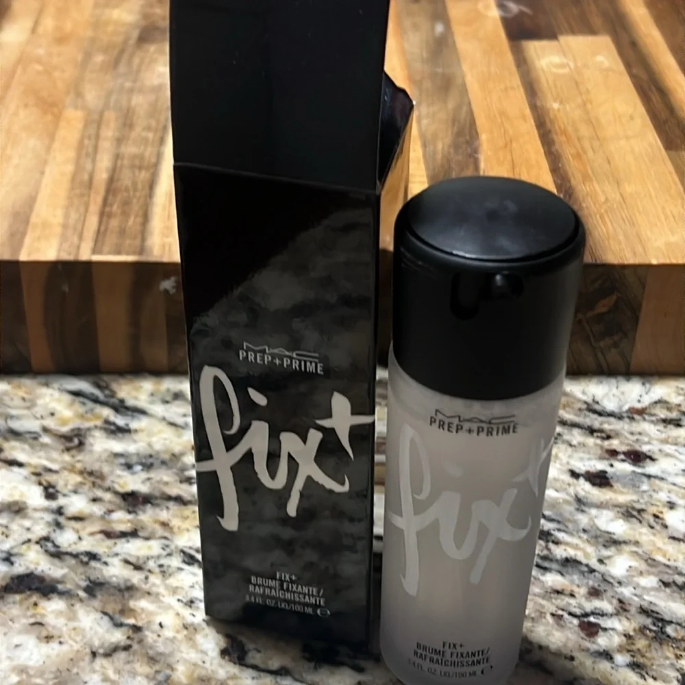 🌙♣️Mac Fix+ Prep & Prime Spray